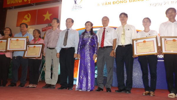 TP[-]HCM:[-]Vinh[-]danh[-]người[-]hiến[-]tạng[-]nhân[-]đạo[-]và[-]vận[-]động[-]đăng[-]ký[-]hiến[-]tạng[-]nhân[-]đạo